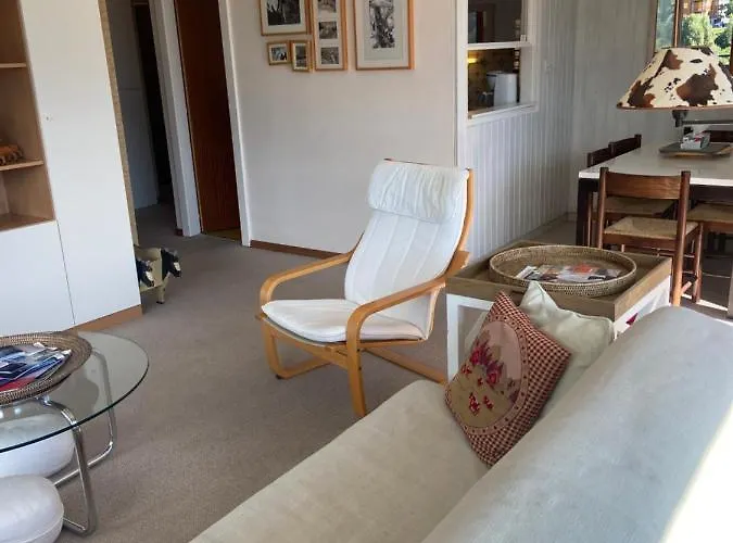 Sunny Mountain View In Town By Jolidi *